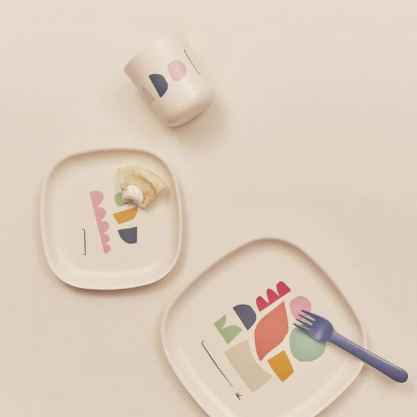 Illustrated Medium Plate Set