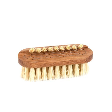 http://little-wares.com/cdn/shop/products/iris-hantverk-nail-brush-lovisa.jpg?v=1664819307