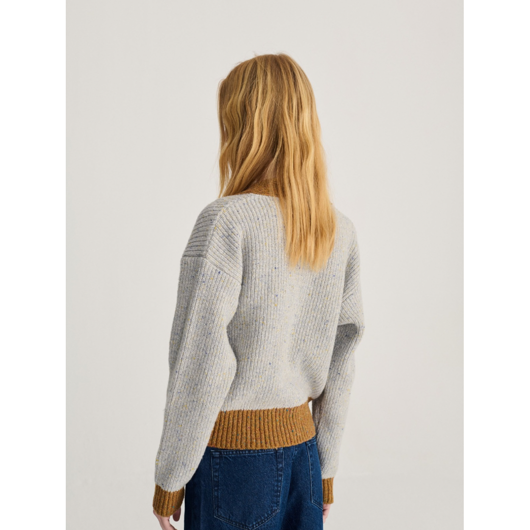 Color Block V-Neck Cardigan